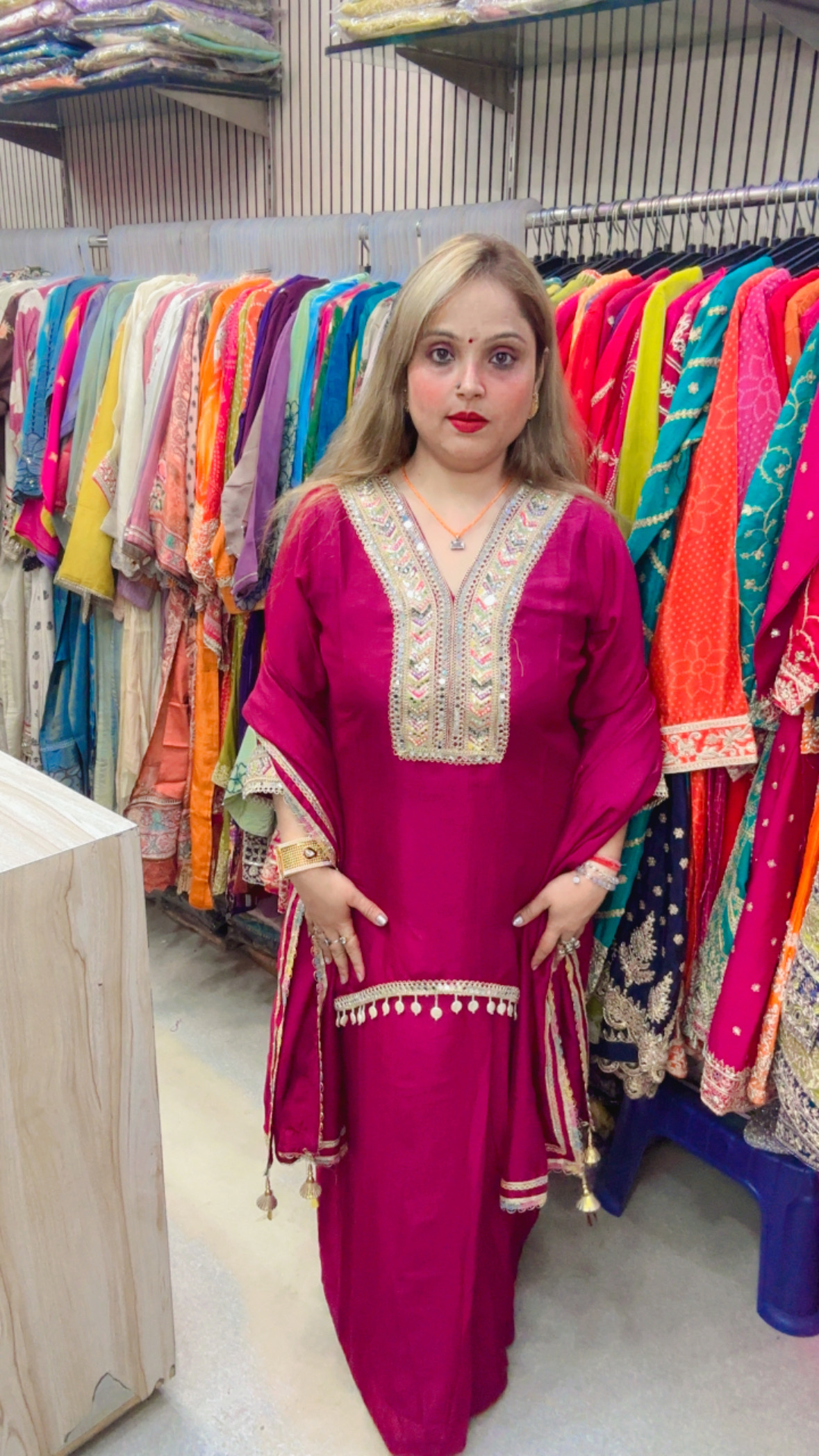 {"eId":"733139178218357","CameraPosition":2}