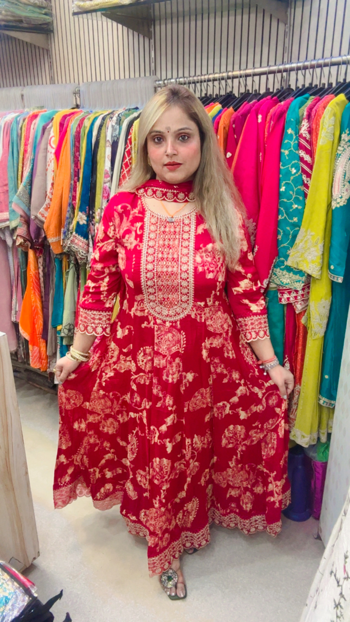 {"eId":"733139178218357","CameraPosition":2}