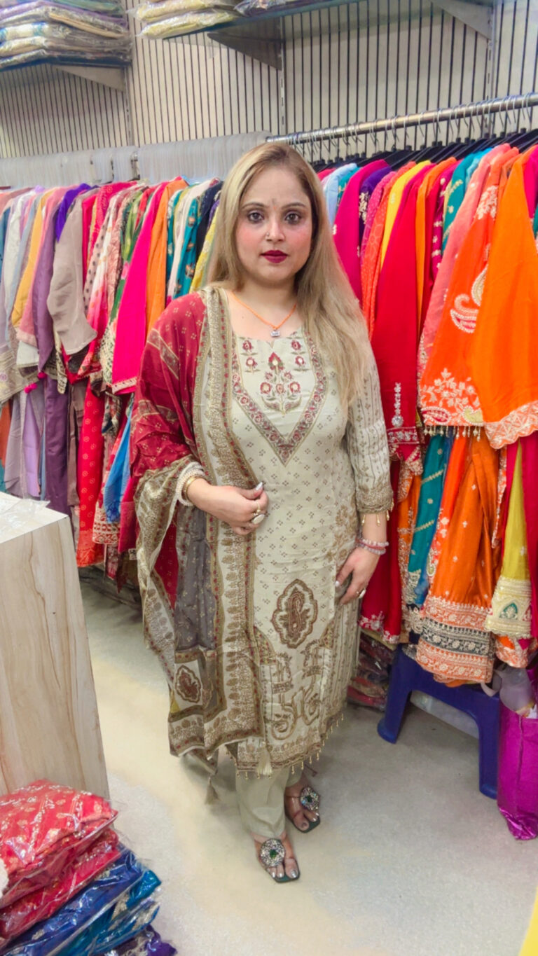 {"eId":"733139178218357","CameraPosition":2}