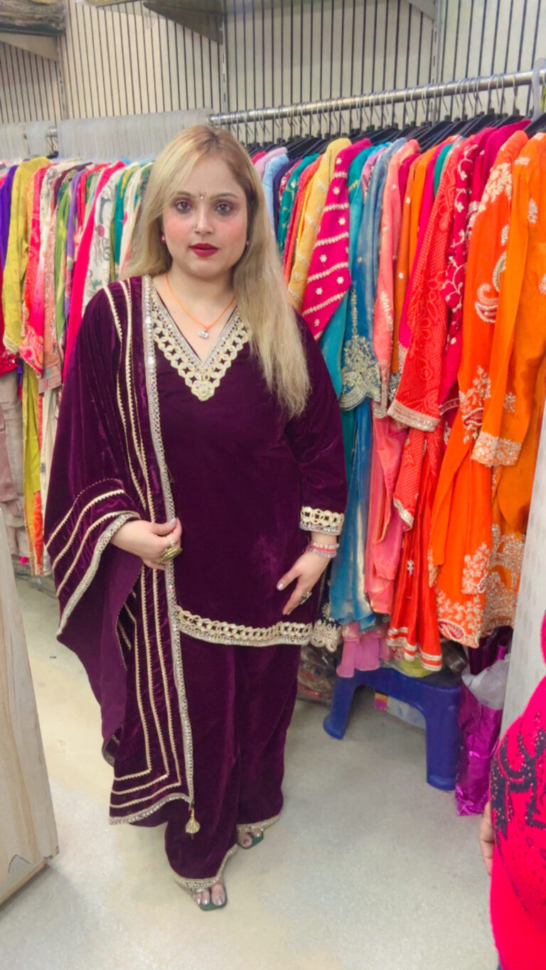 {"eId":"733139178218357","CameraPosition":2}