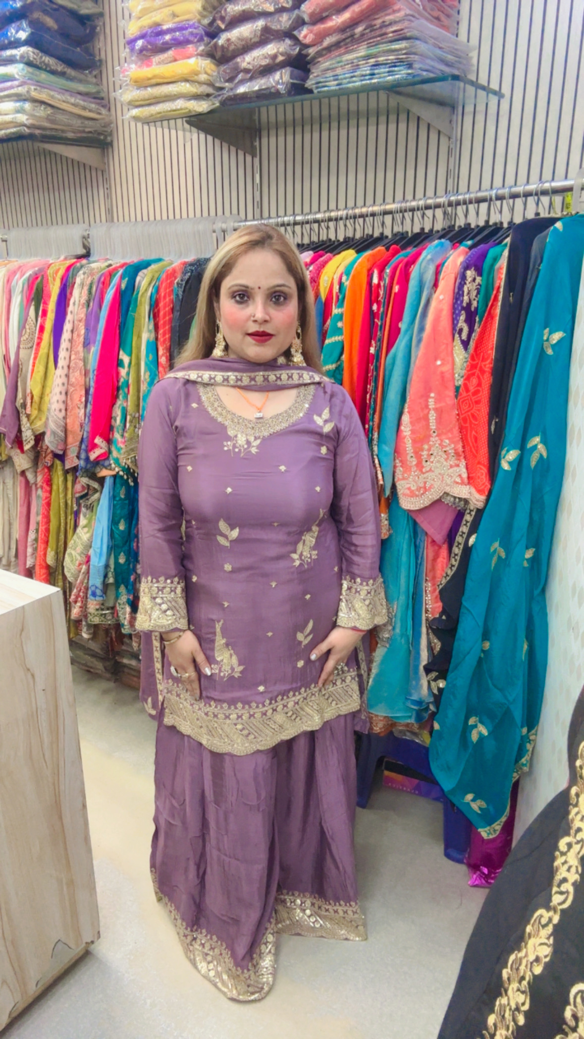 {"eId":"733139178218357","CameraPosition":2}