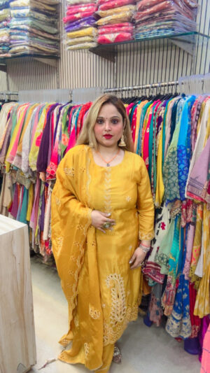 Elegant Grass Crepe Fabric Pant Suit with Dupatta