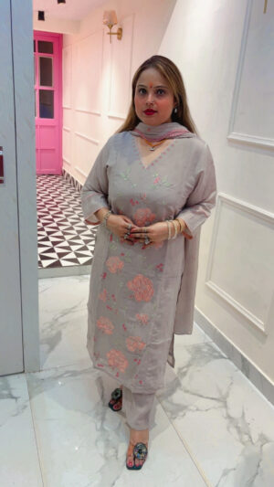 Women's Chanderi Embroidered Pant Suit with Matching Dupatta | Elegant Ethnic Wear