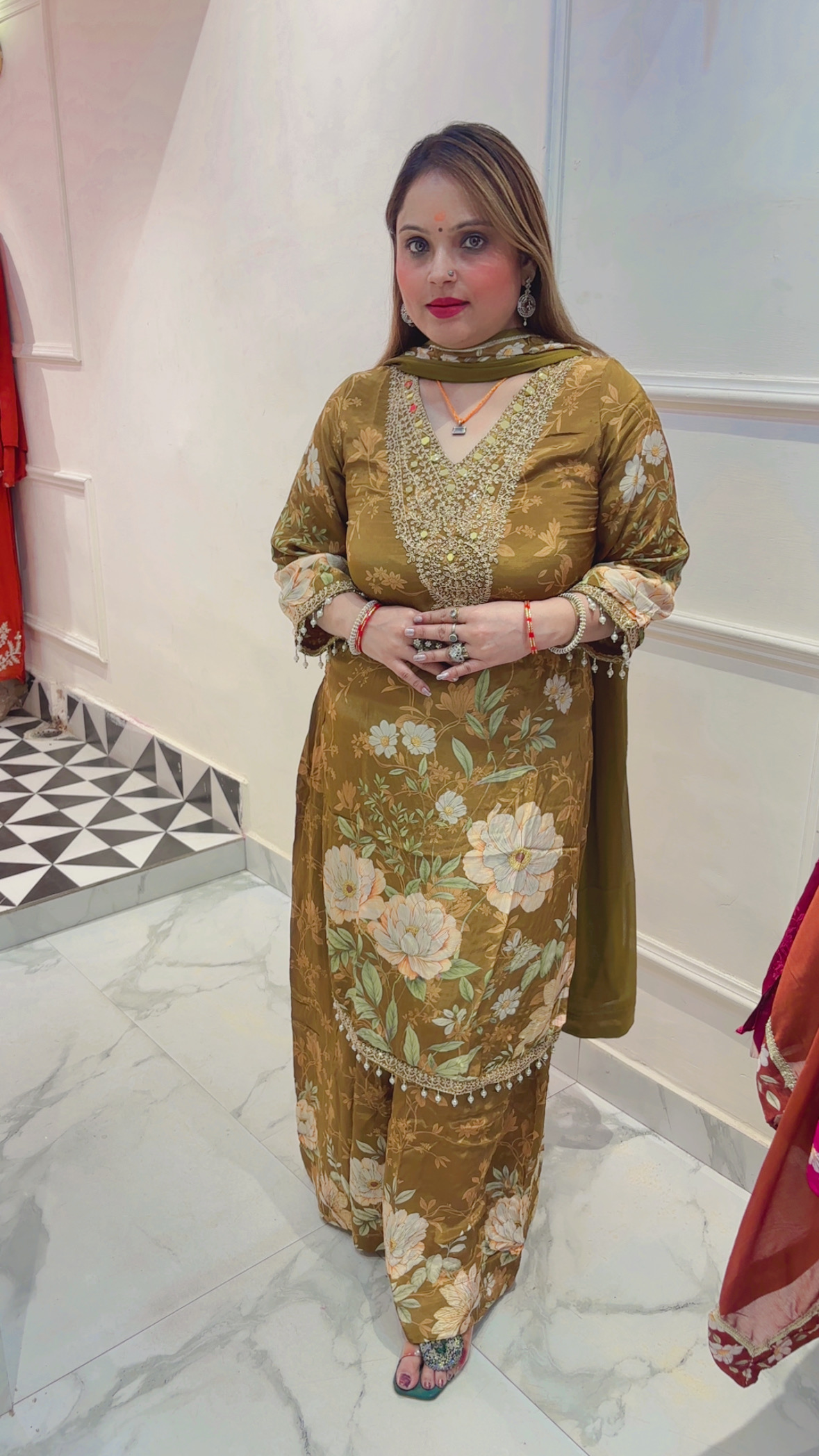 Pure Crepe Palazzo Suit with Digital Print & Dupatta - Image 2